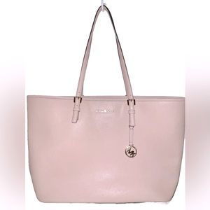Michael Kors Large Travel Tote Blush- Excellent Condition